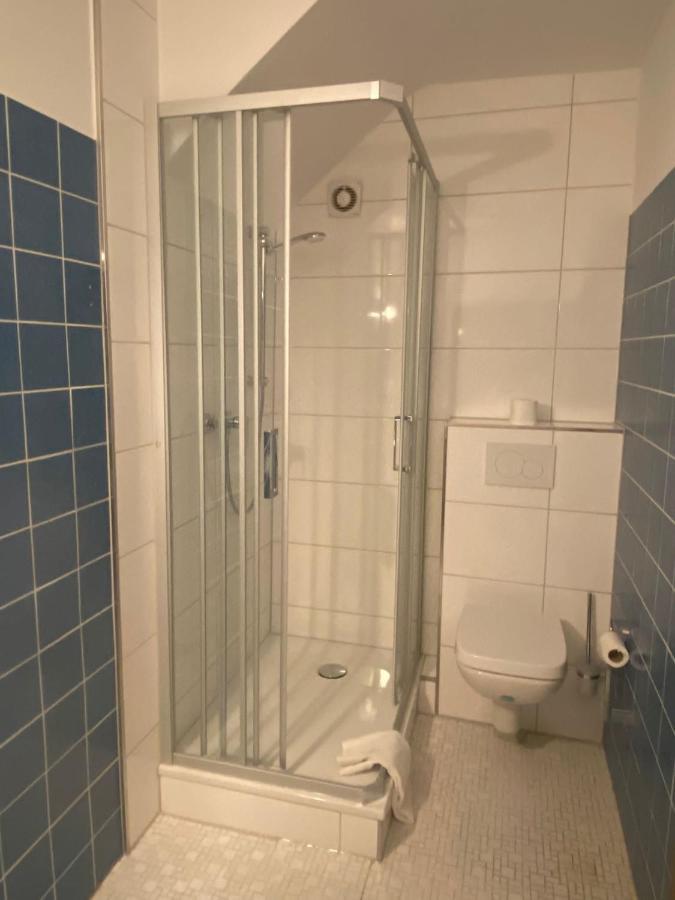 Brunnen Hotel Essen Esterno foto