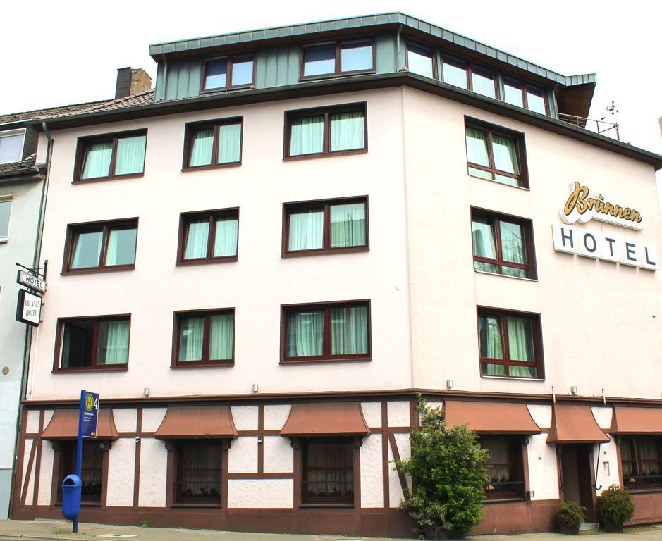 Brunnen Hotel Essen Esterno foto